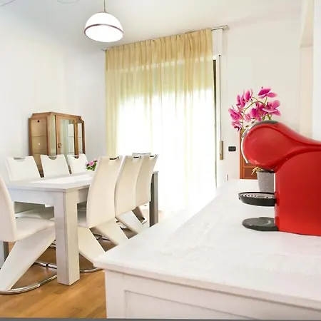 La'deli - - Grande Con Parcheggio, Nefltix, Giardino, Terrazzo דירה