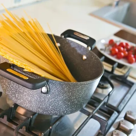 La'deli - - Grande Con Parcheggio, Nefltix, Giardino, Terrazzo קומו