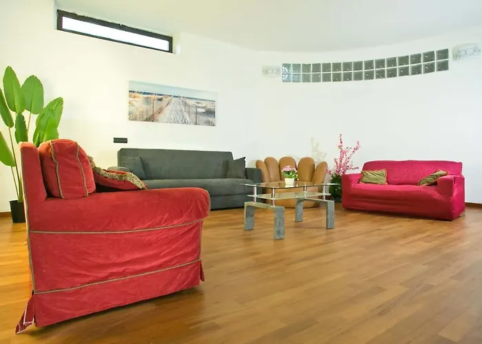 La'deli - - Grande Con Parcheggio, Nefltix, Giardino, Terrazzo קומו